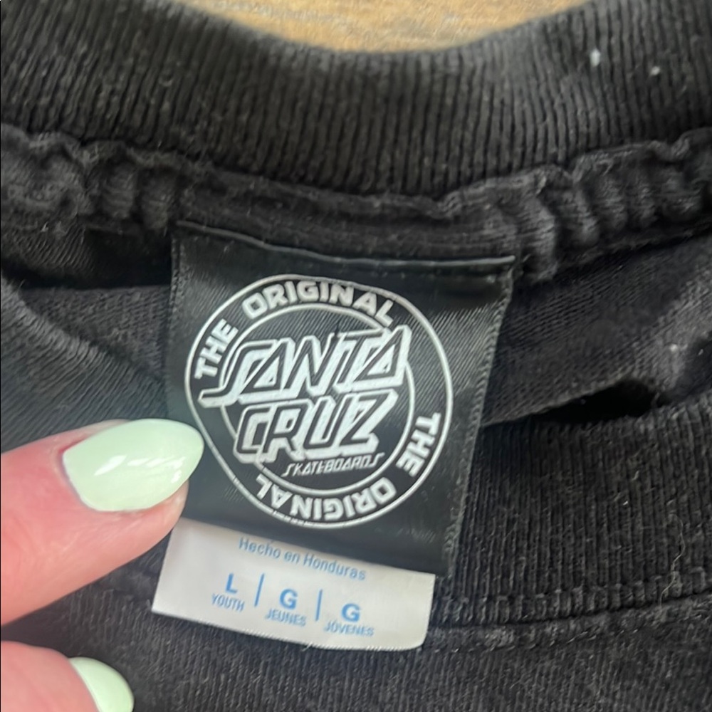 Santa Cruz Black T-Shirt with Red Logo - Picture 2 of 3